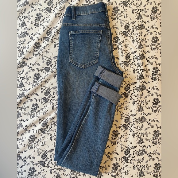 VENUS Skinny Leg Jeans - Picture 1 of 5